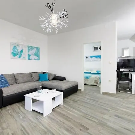 Villa Sara * دراسنيتش