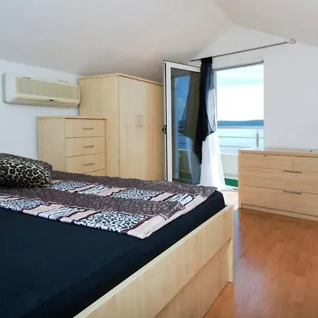 Rozy Apartment *