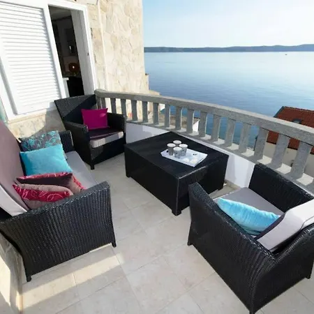 Villa Sara دراسنيتش