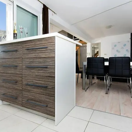 Villa Sara * دراسنيتش