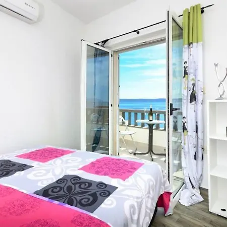 Villa Sara Апартаменты *